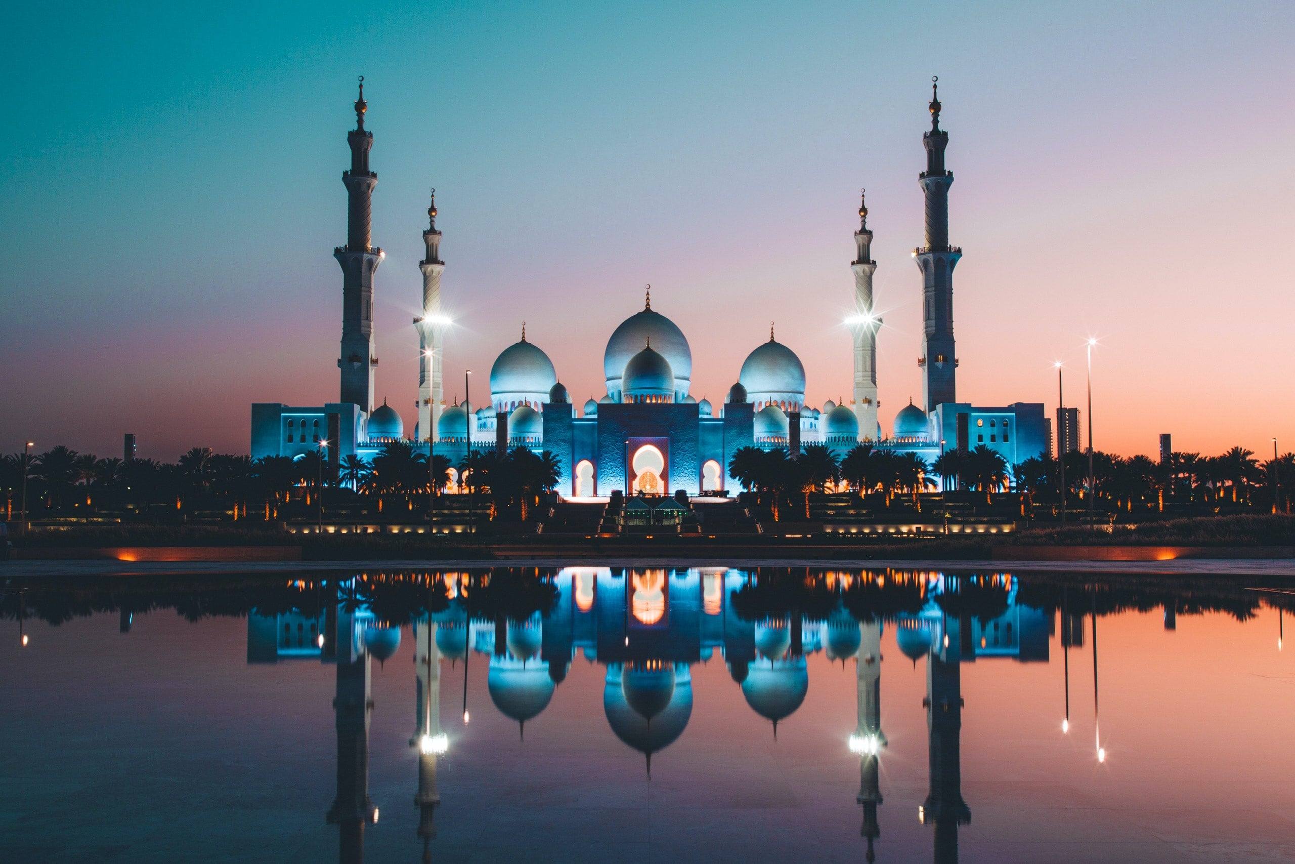 Abu_Dhabi_Stadtvorschau - CITYFRAMES