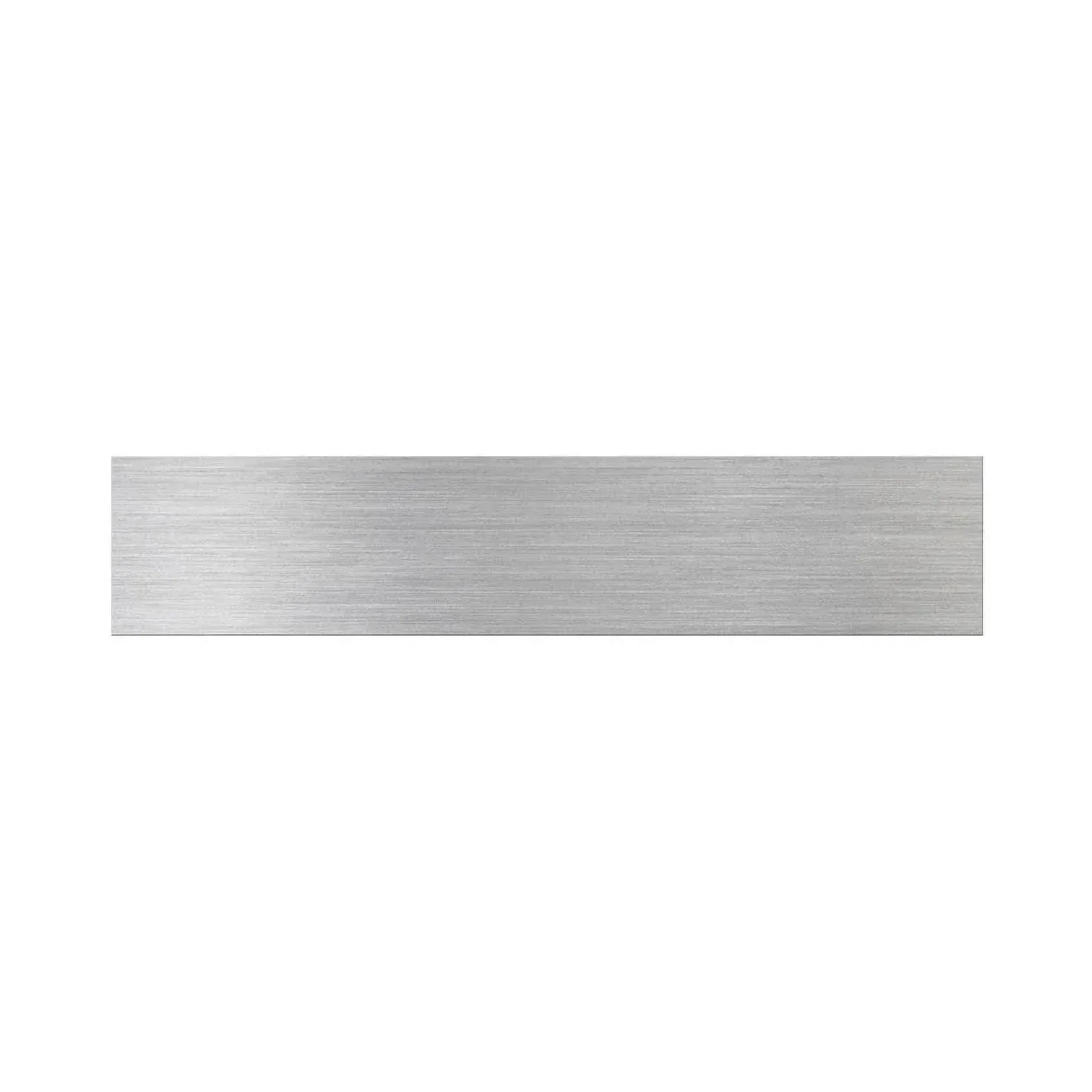 Targa incisa