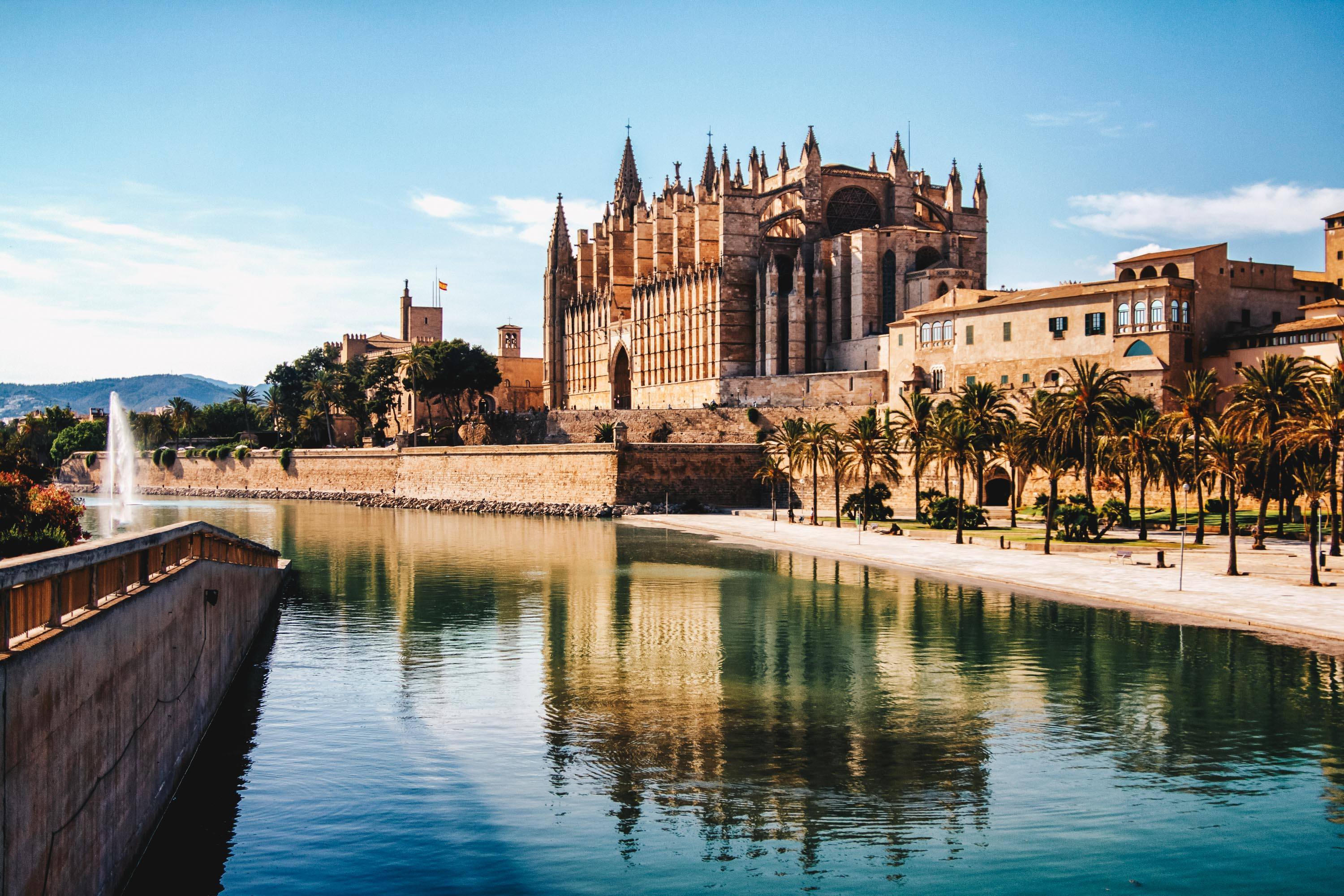 Palma_de_Mallorca_City_Preview - CITYFRAMES